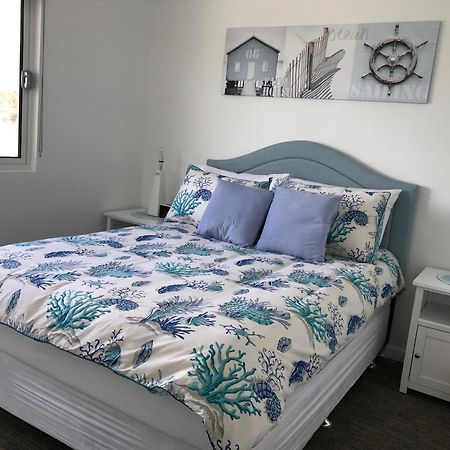 Marina View Chalets Mandurah Esterno foto